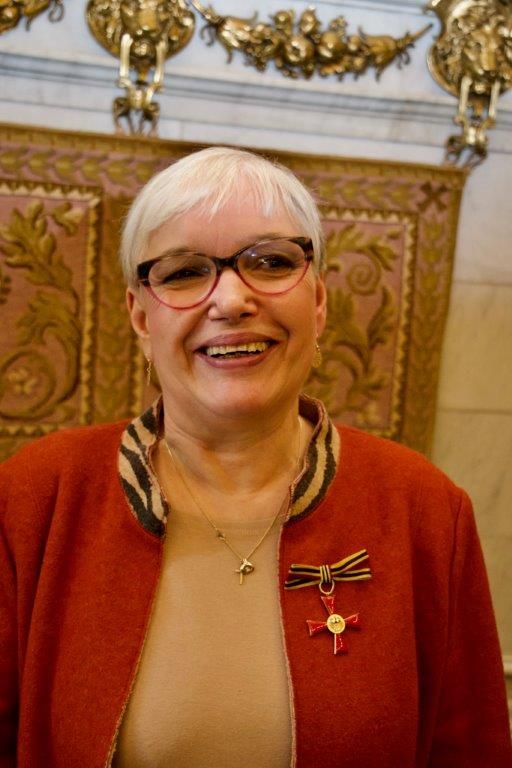 Antonia Peters Expertin Haare ausreißen