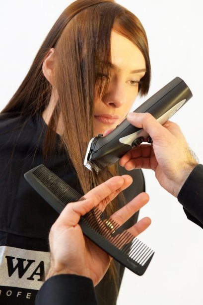 Frauen Haare Schneiden Mit Maschine