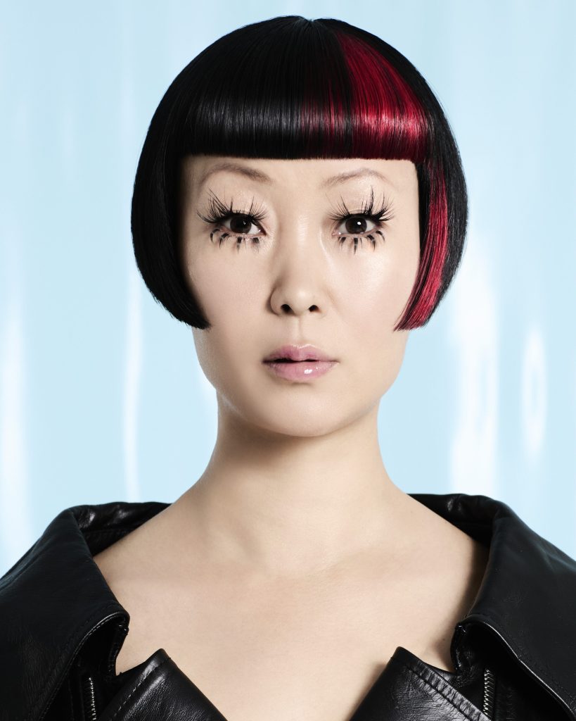 Cherry Reflexe im Haar von Rainbow Room International