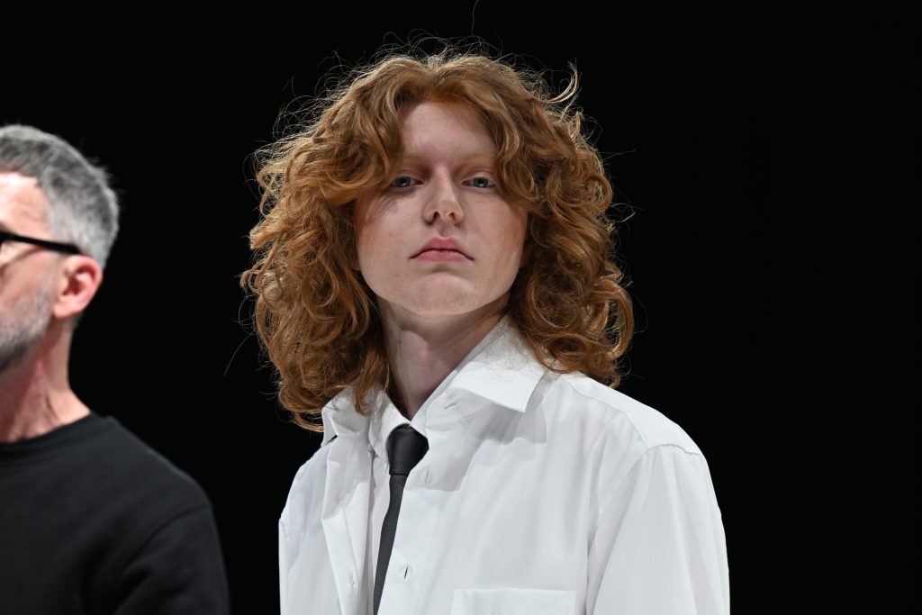 Haartrends: Diese Frisuren müssen Männer im Herbst 2025 kennen 8 Haartrends: Diese Frisuren müssen Männer im Herbst 2025 kennen