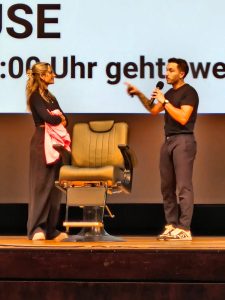 Foto von Barber Cat und Cenkinz auf der Bühne