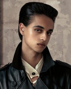 "Dialekt" – die Cut & Colour Collection von Toni&Guy 19 Sleek gestylte Herrenfrisur