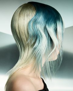 "Dialekt" – die Cut & Colour Collection von Toni&Guy 2 Sleeke, halblange Frisur in Blond und Hellblau