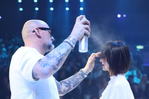 TCC - „Like a Lady“ 18 Menschen auf der Bühne