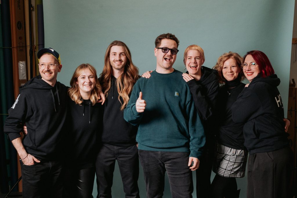 HCF Deutschland mit neuer Kollektion: "Raw Frequency" 8 Das Team der HCF Deutschland