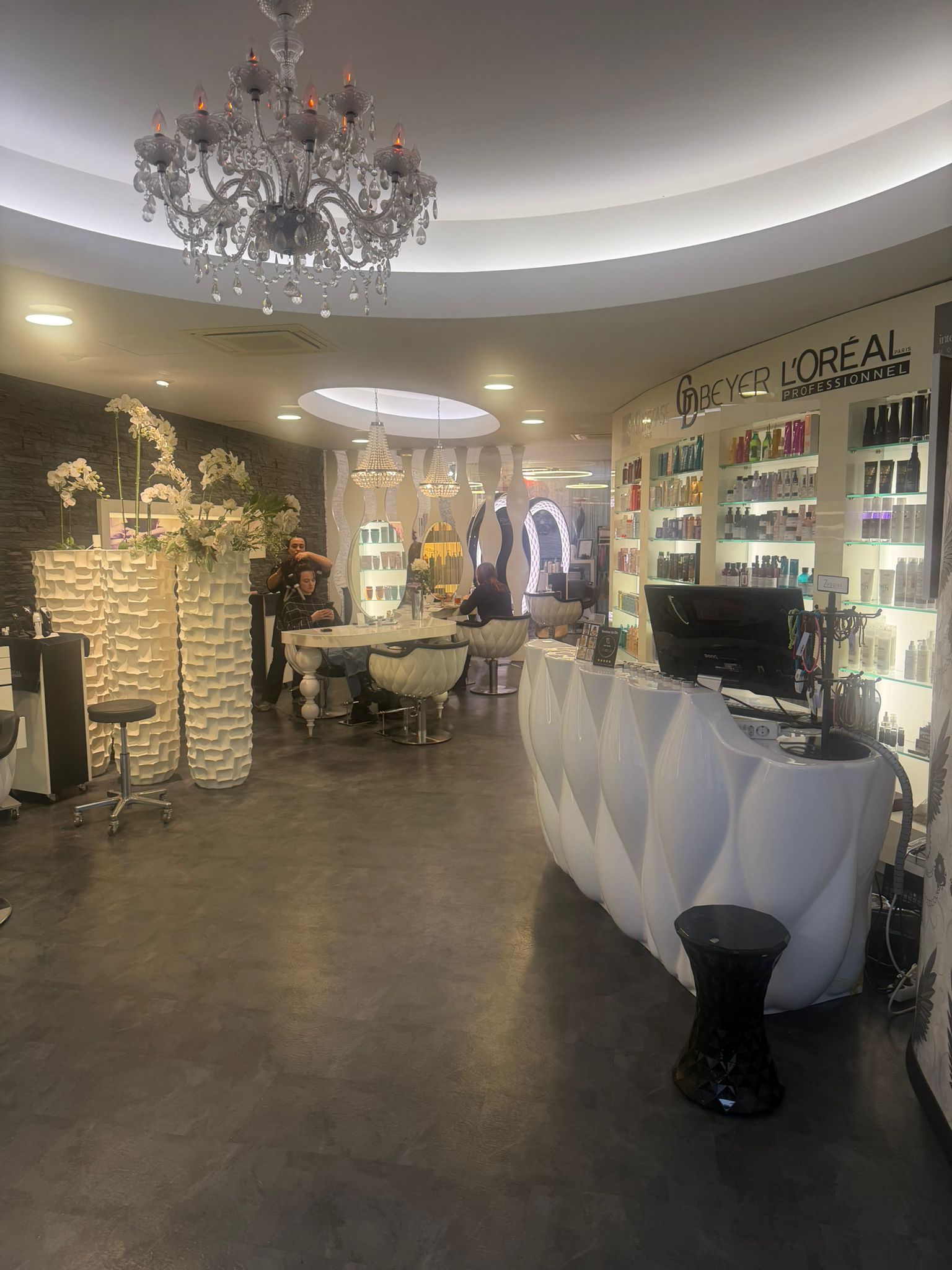 TOP HAIR Kleinanzeigen 1 Friseursalon