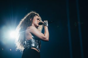 Eurovision Wien 2026 7 Second-Semi-Final-Auftritt: Alexandra Căpitănescu singt ‚Choke Me‘ für Rumänien im zweiten Halbfinale des Eurovision Song Contest in der Wiener Stadthalle in Wien (2026)