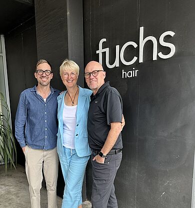 Die Auswanderer Wer den sechsten und jüngsten Salon der Innerschweizer Coiffeur-Dynastie Fuchs besuchen möchte, muss 16.000 Kilometer zurücklegen. Willkommen bei „Fuchs Hair“ in Sydney!