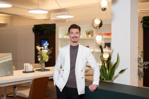 TOP Salon 2025 Sieger: Fabian Maier - Balayage Salon Sieger in der Kategorie "Employer" und nominiert in der Kategorie "Design"